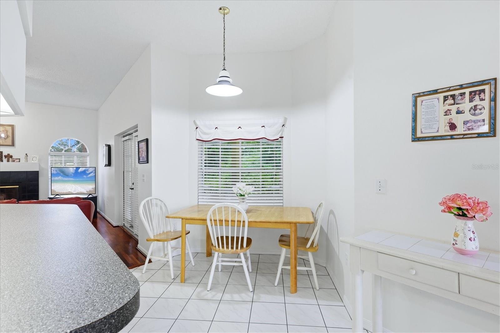 CRYSTAL LAKES - Residential