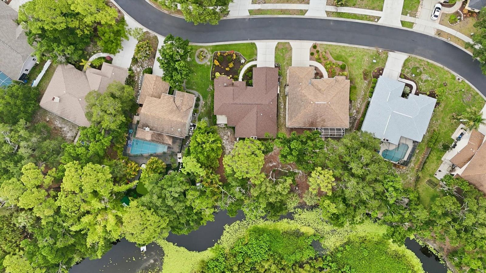 CRYSTAL LAKES - Residential