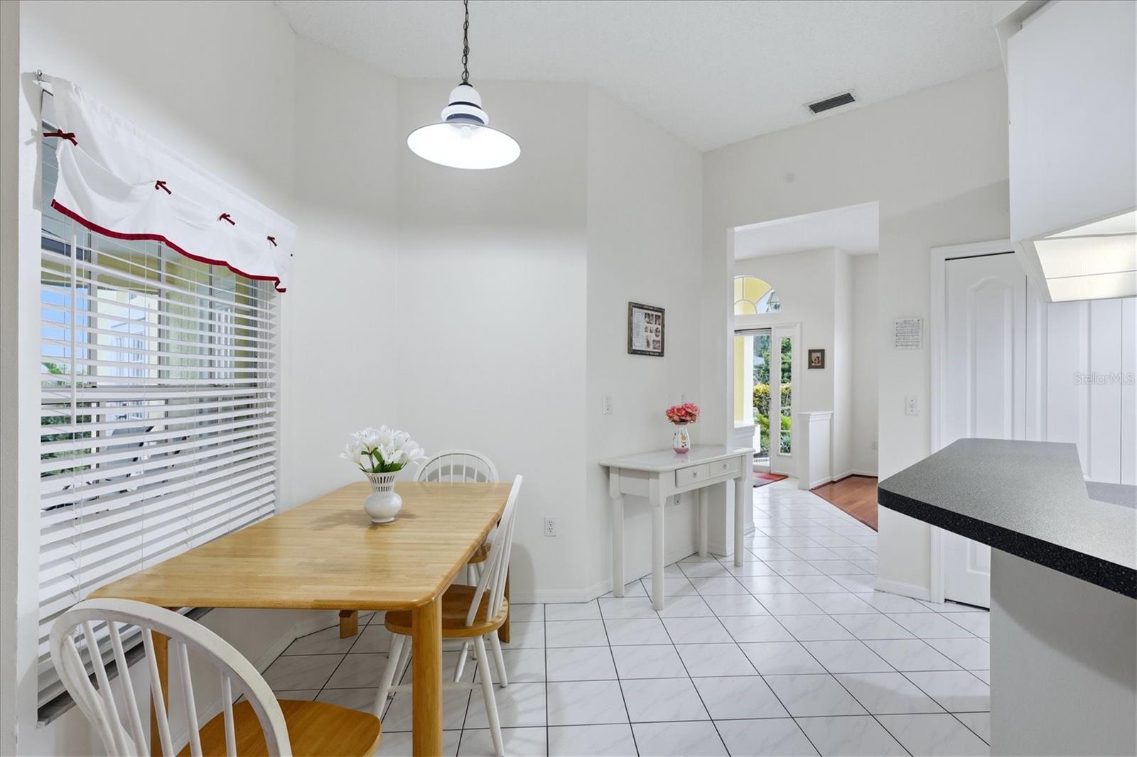 CRYSTAL LAKES - Residential