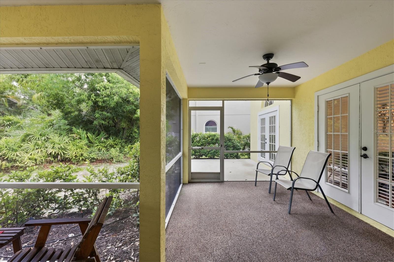 CRYSTAL LAKES - Residential