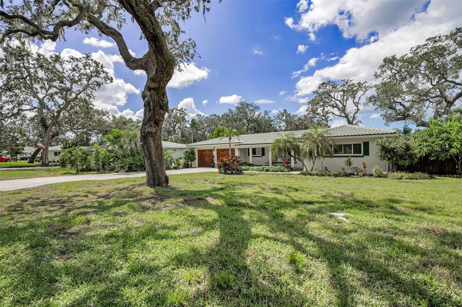 HARBOR BLUFFS SEC 2 - Residential