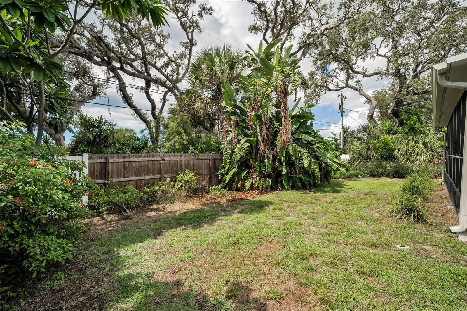HARBOR BLUFFS SEC 2 - Residential