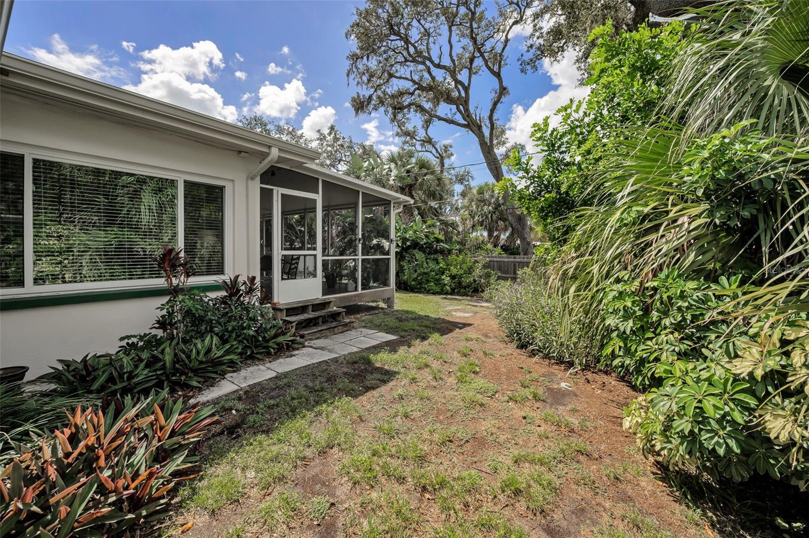 HARBOR BLUFFS SEC 2 - Residential