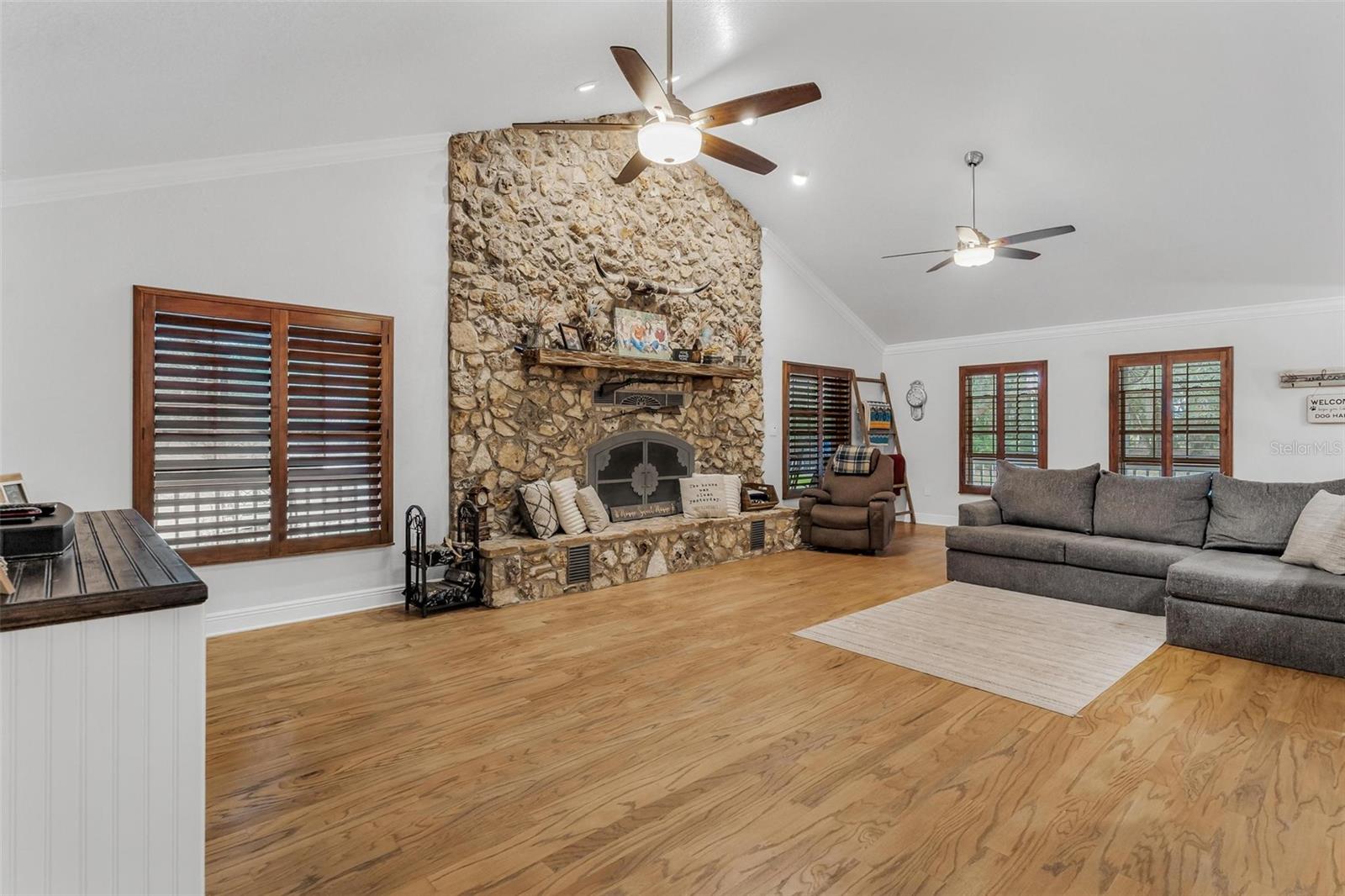 ACREAGE - Residential