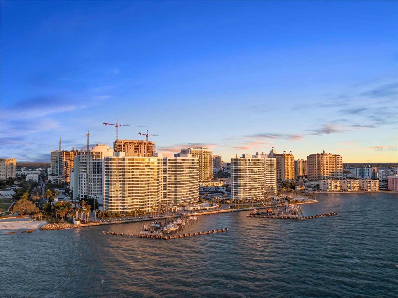 LAWRENCE POINTE I - Residential