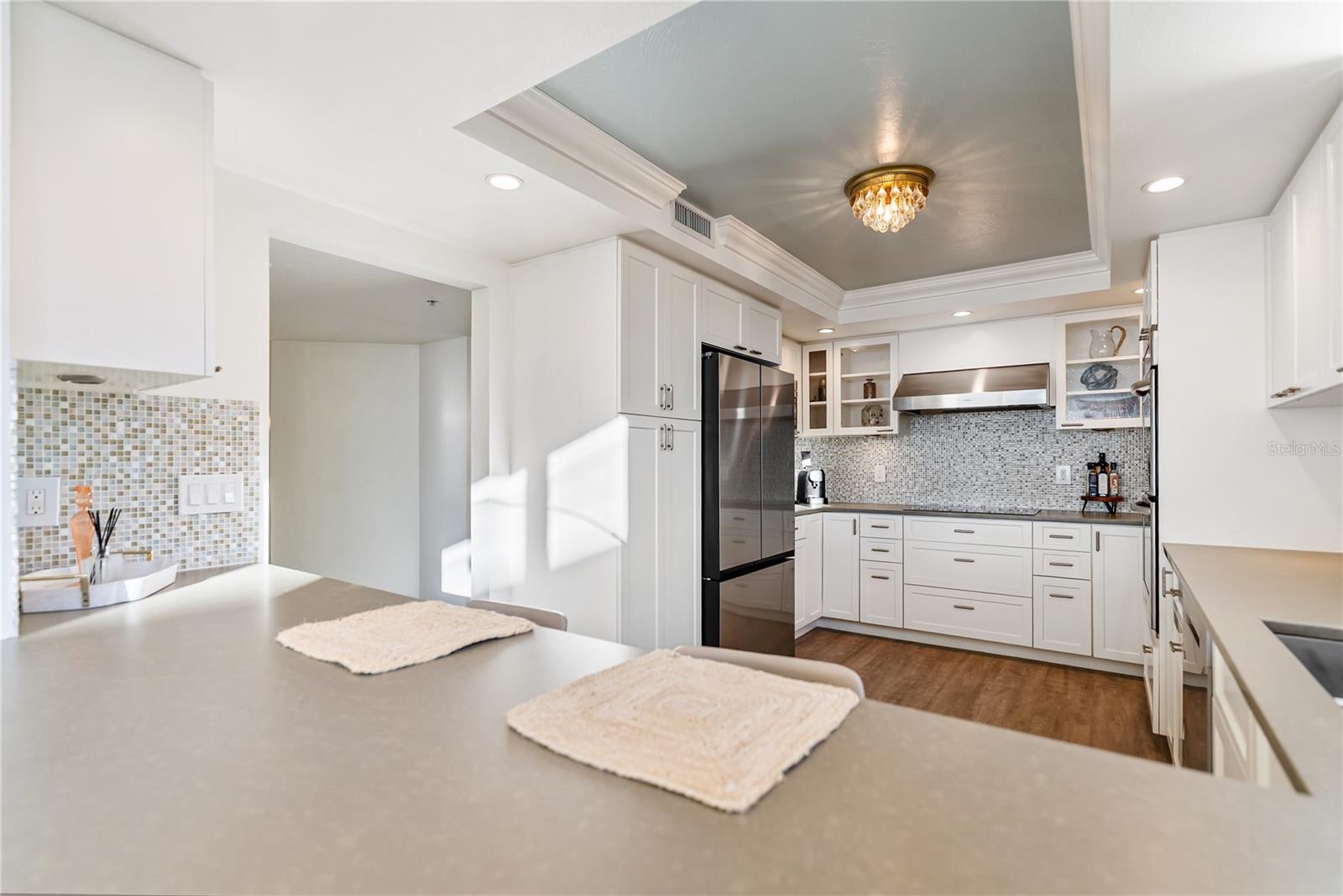 LAWRENCE POINTE I - Residential