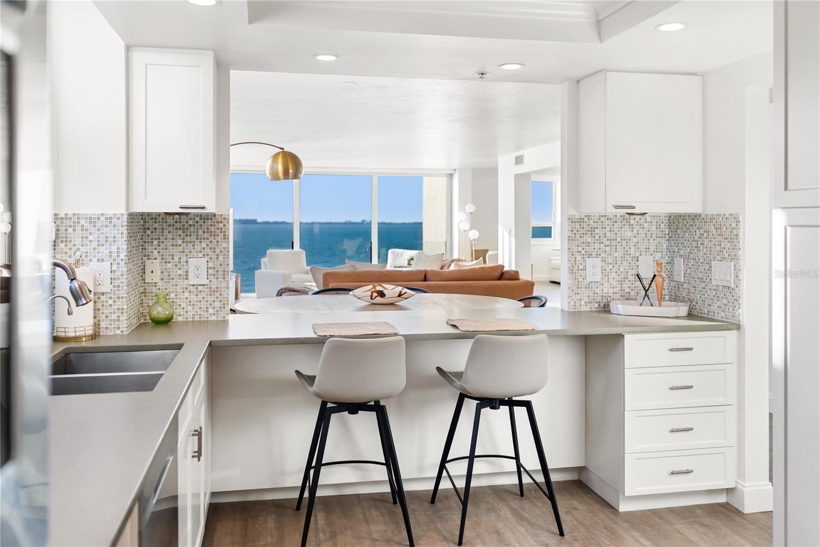 LAWRENCE POINTE I - Residential