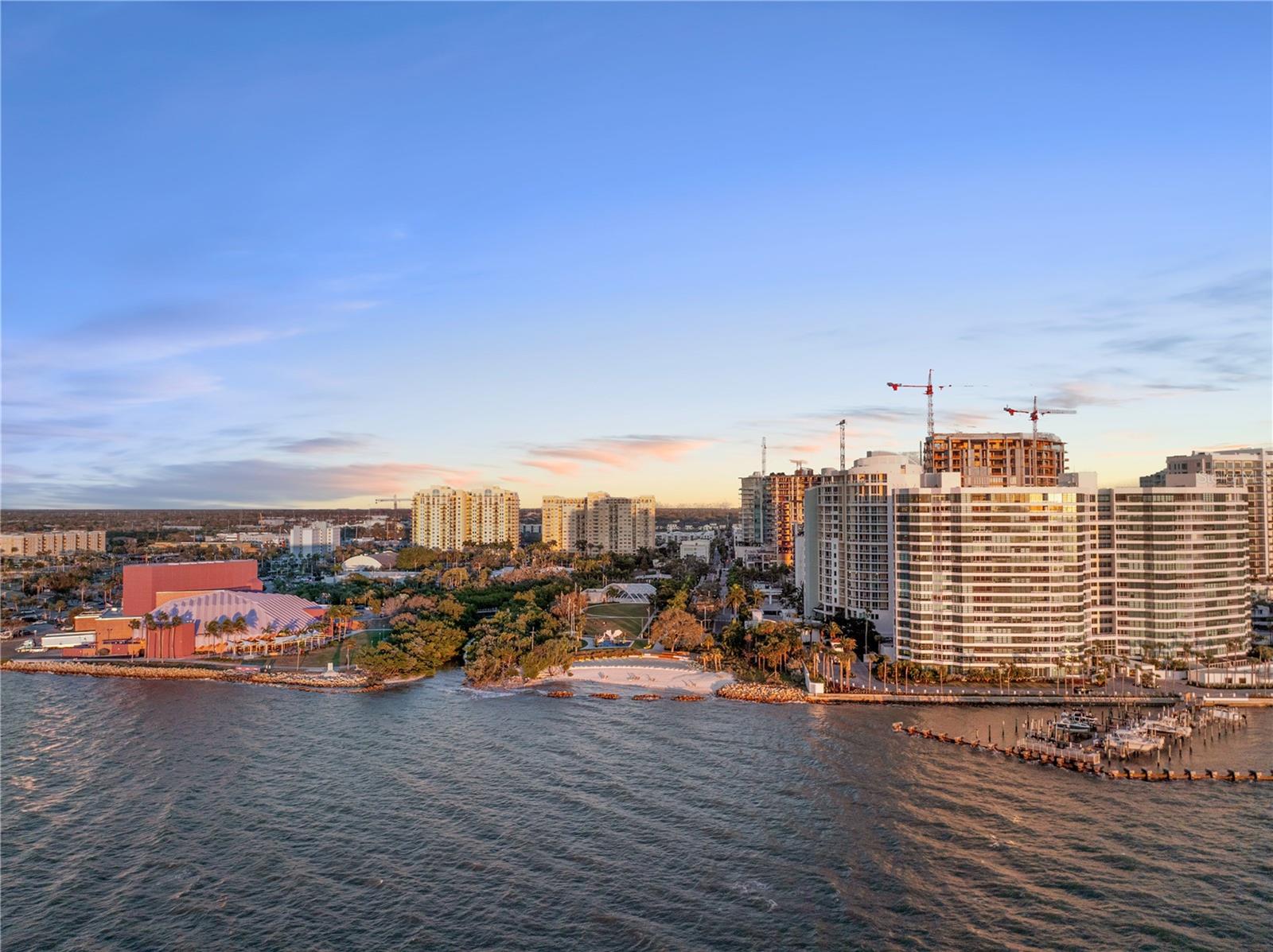 LAWRENCE POINTE I - Residential