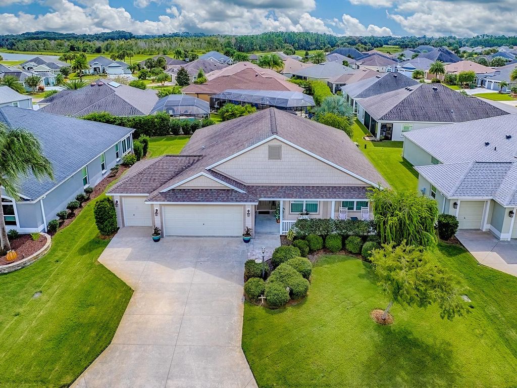 Photo of 458 Jungle Plum Way, The Villages, FL 32163 (MLS # G5103594)