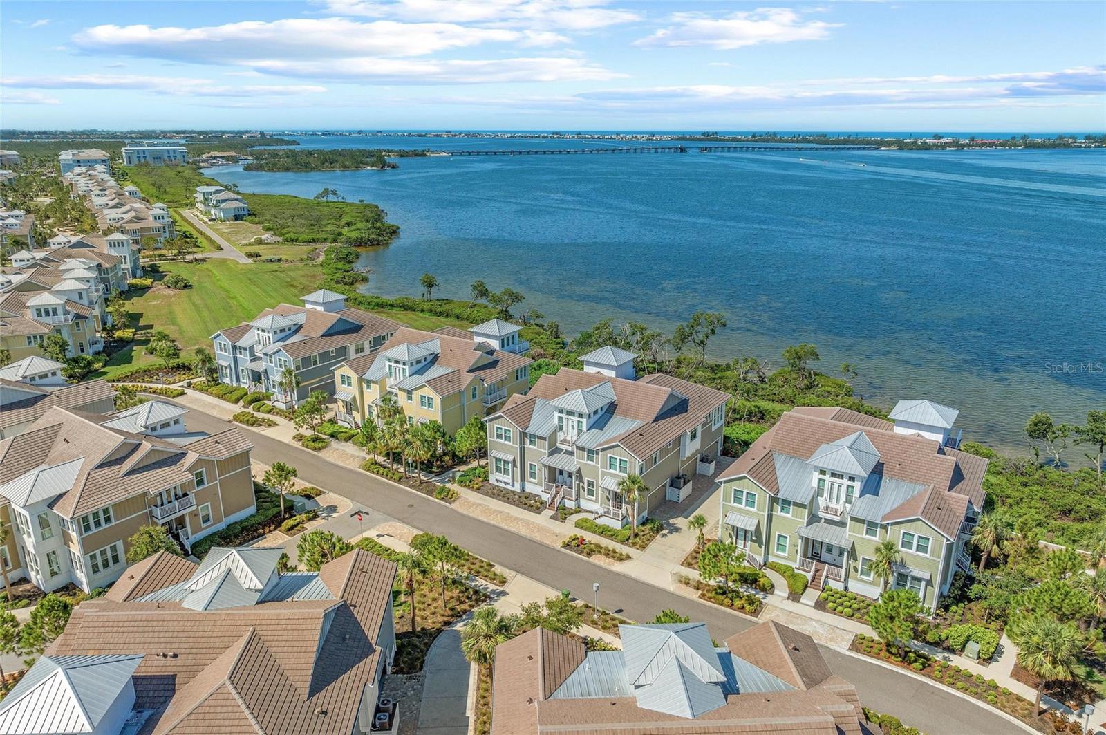276 SAINT LUCIA DRIVE 101