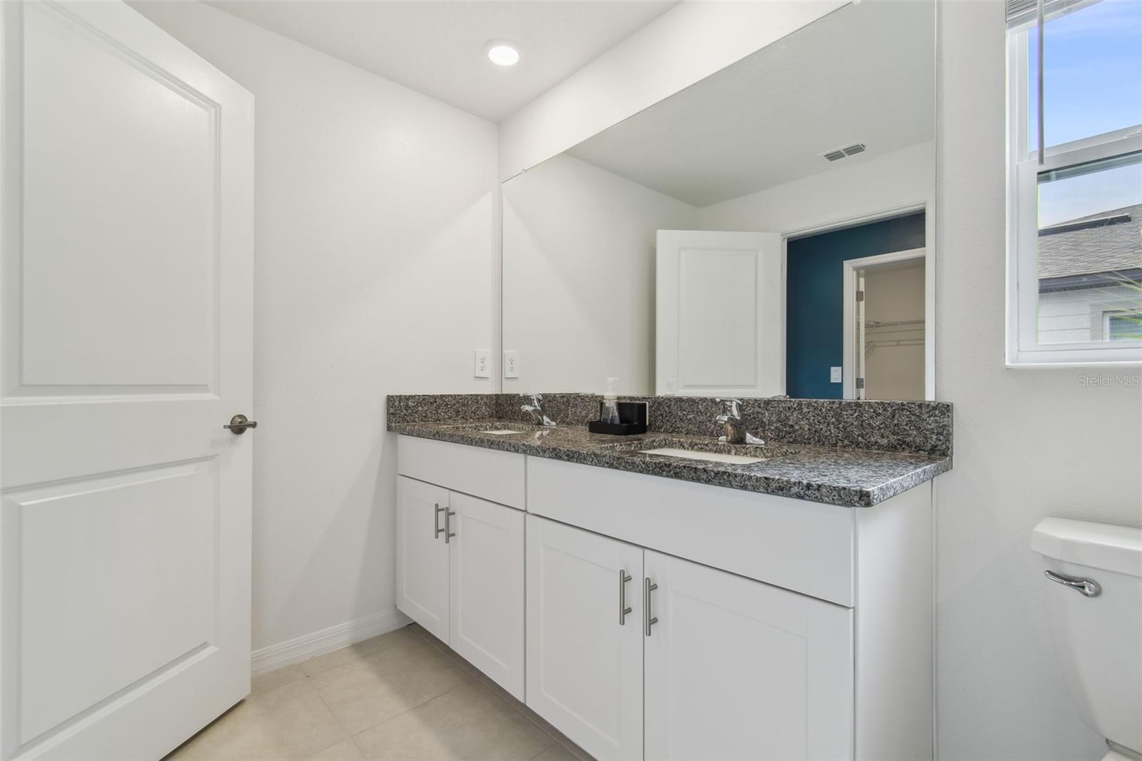 ABBOTT SQUARE PH 2 - Residential