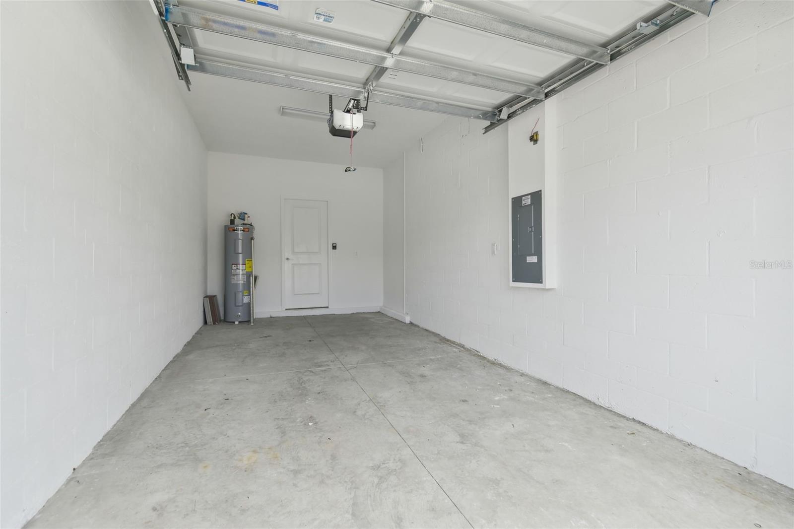 ABBOTT SQUARE PH 2 - Residential