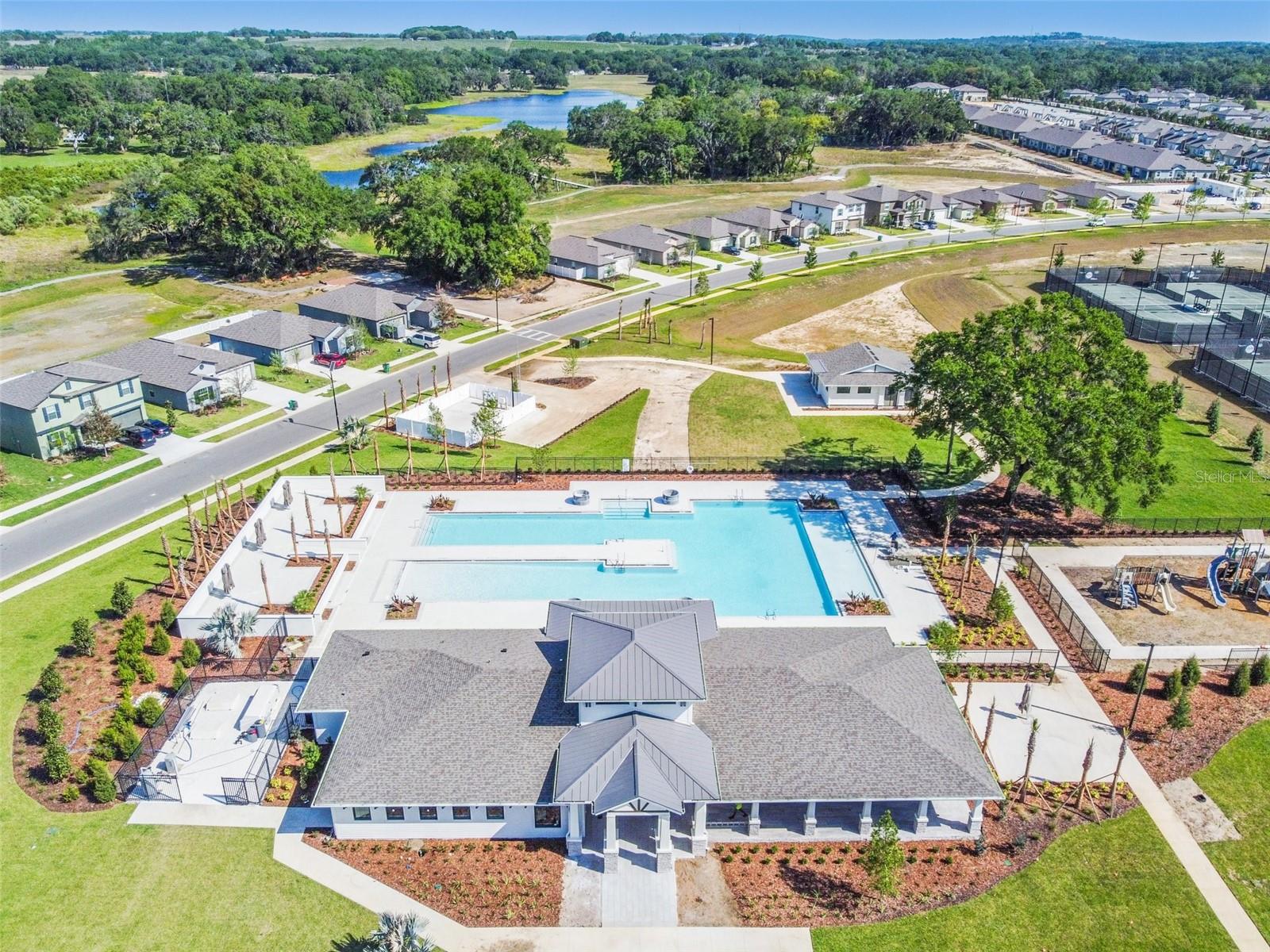 ABBOTT SQUARE PH 2 - Residential