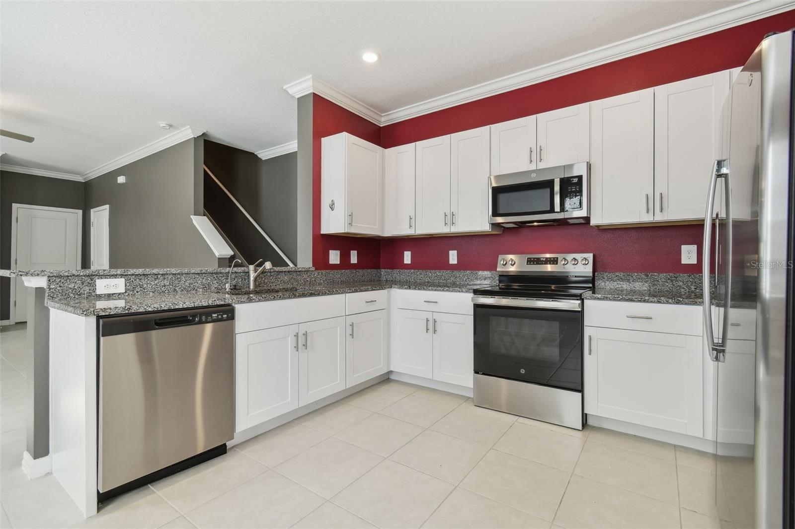 ABBOTT SQUARE PH 2 - Residential