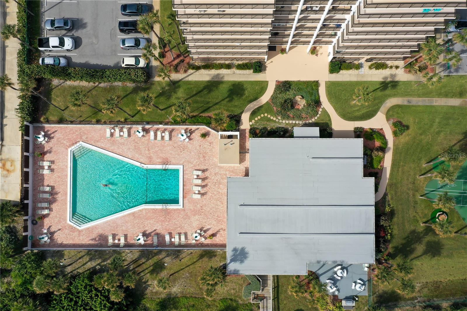 2100 TOWERS - Residential