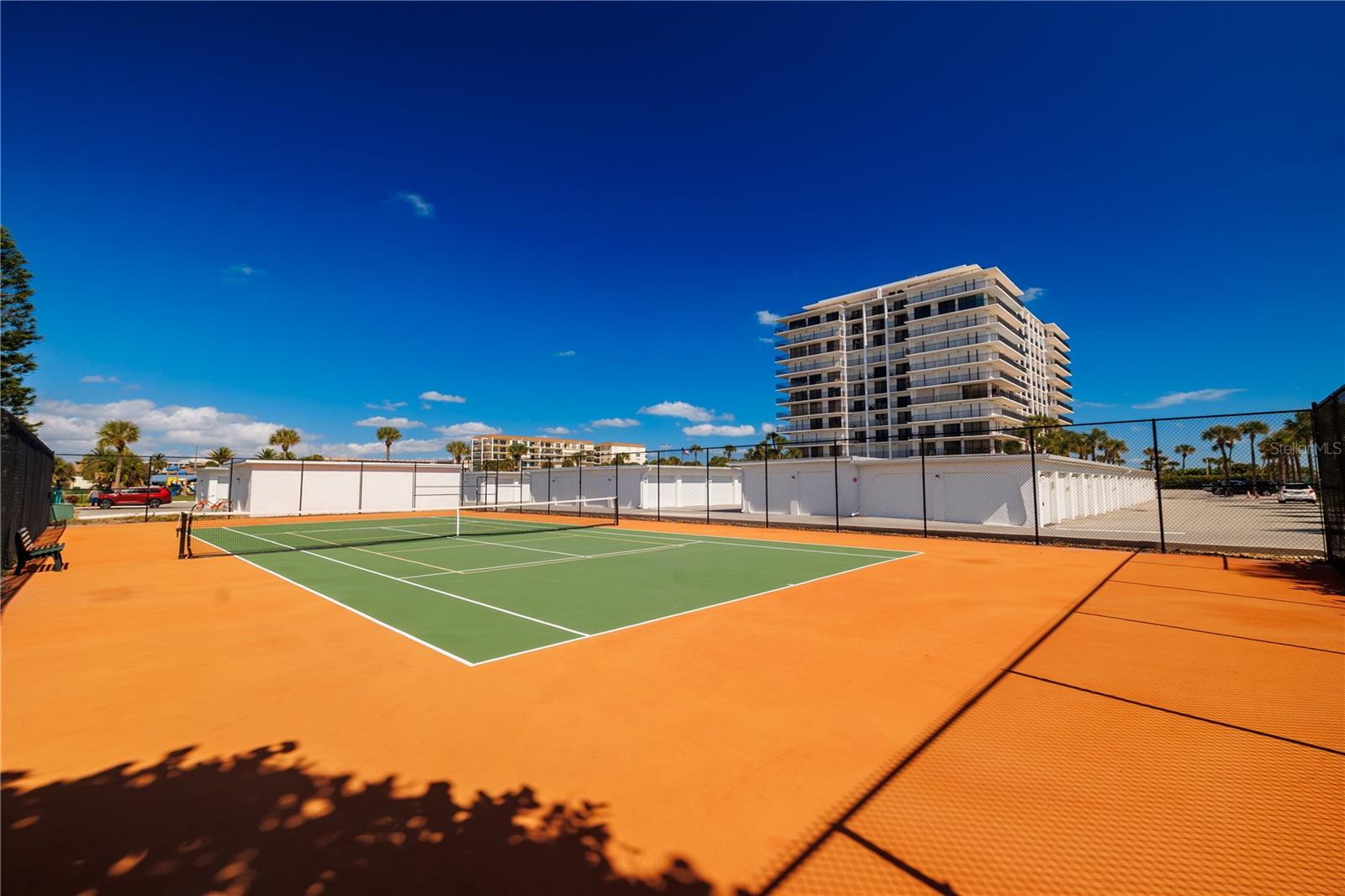 2100 TOWERS - Residential