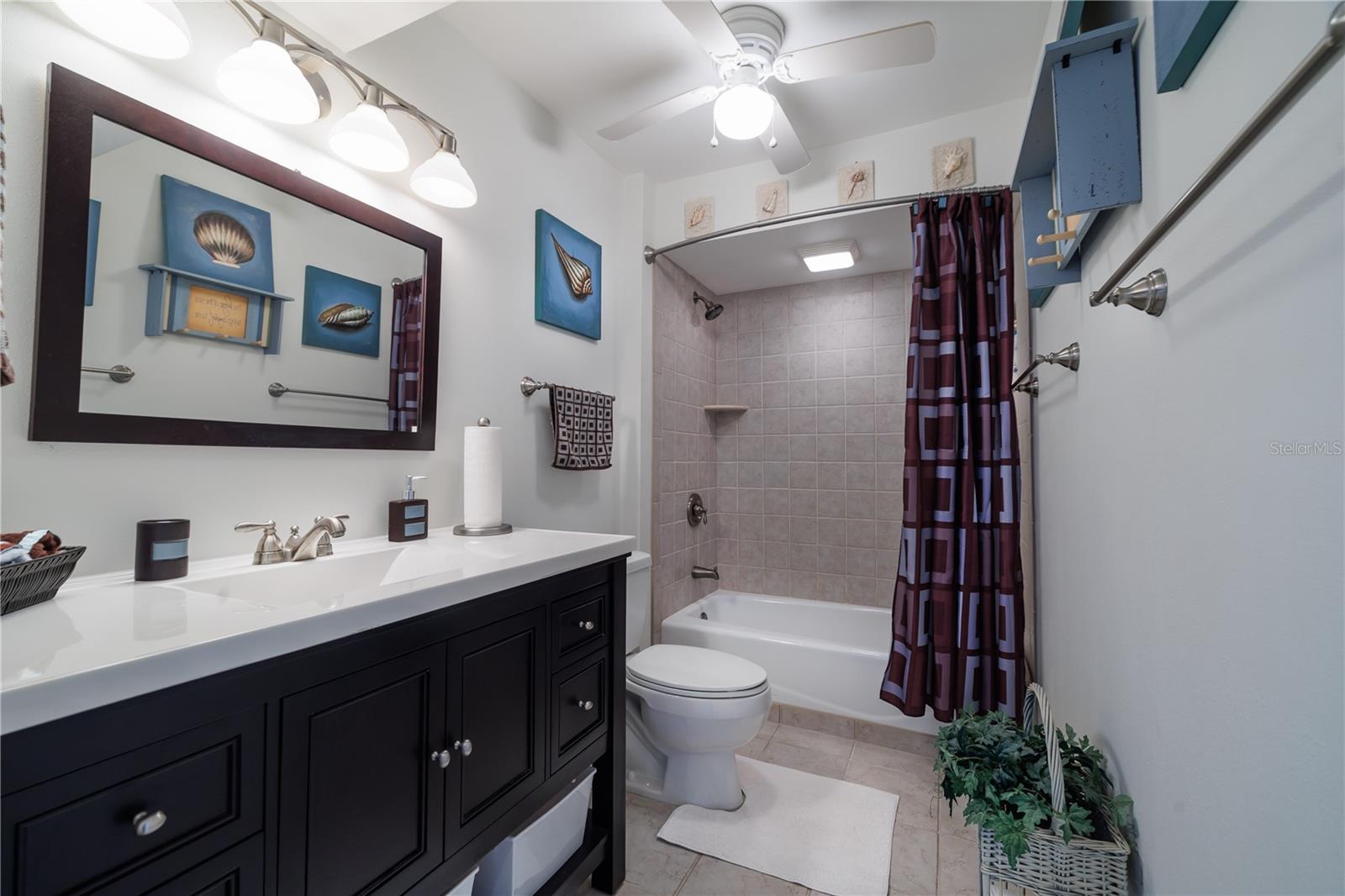 2100 TOWERS - Residential