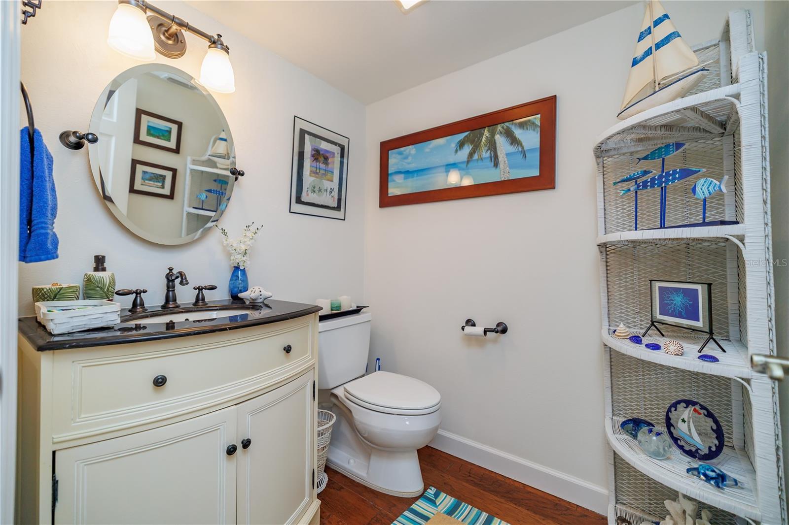 2100 TOWERS - Residential