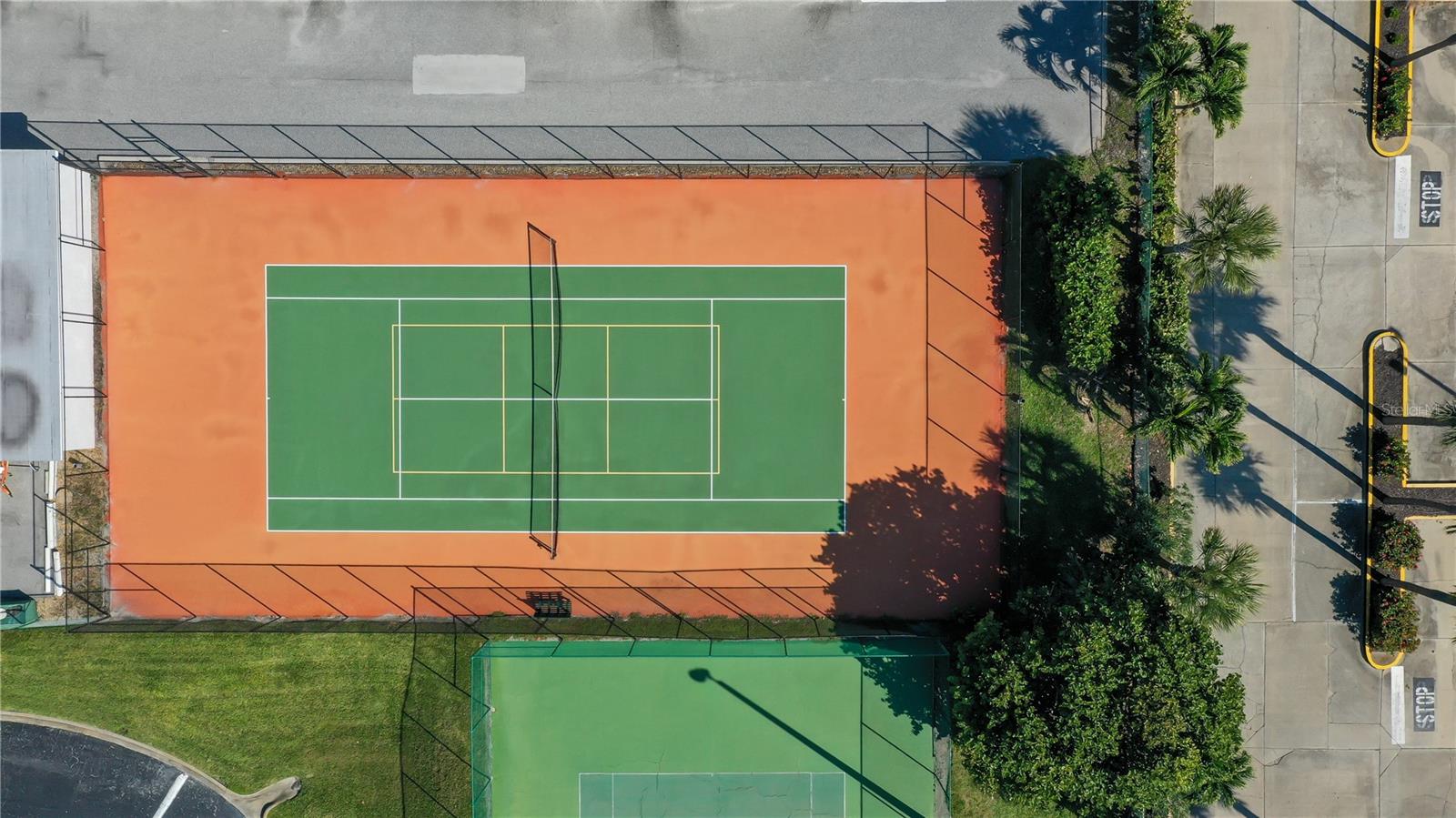 2100 TOWERS - Residential