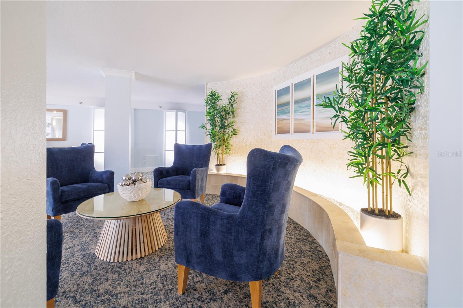 2100 TOWERS - Residential