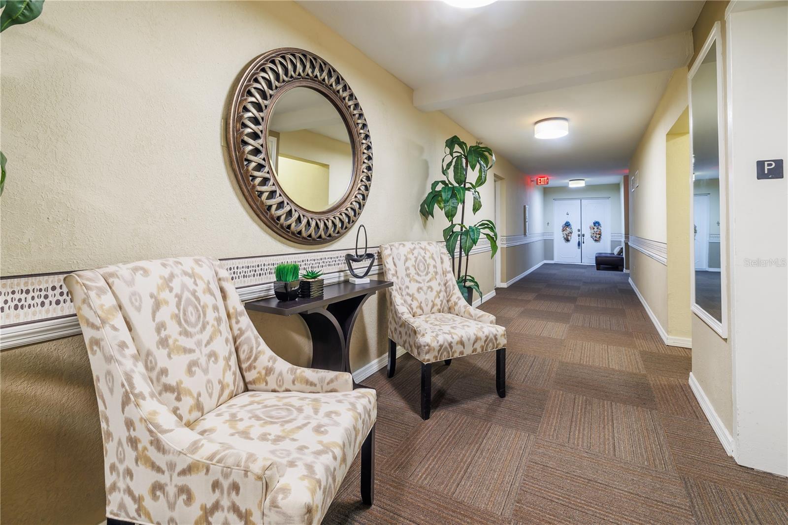 2100 TOWERS - Residential