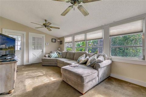 A home in MINNEOLA