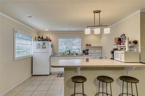 A home in MINNEOLA