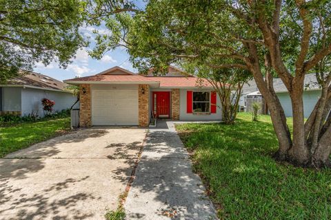 Photo of 916 Glendale Street, Orlando, FL 32807 (MLS # O6307859)