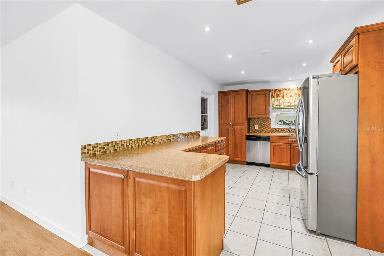 LEISURE ACRES - Residential