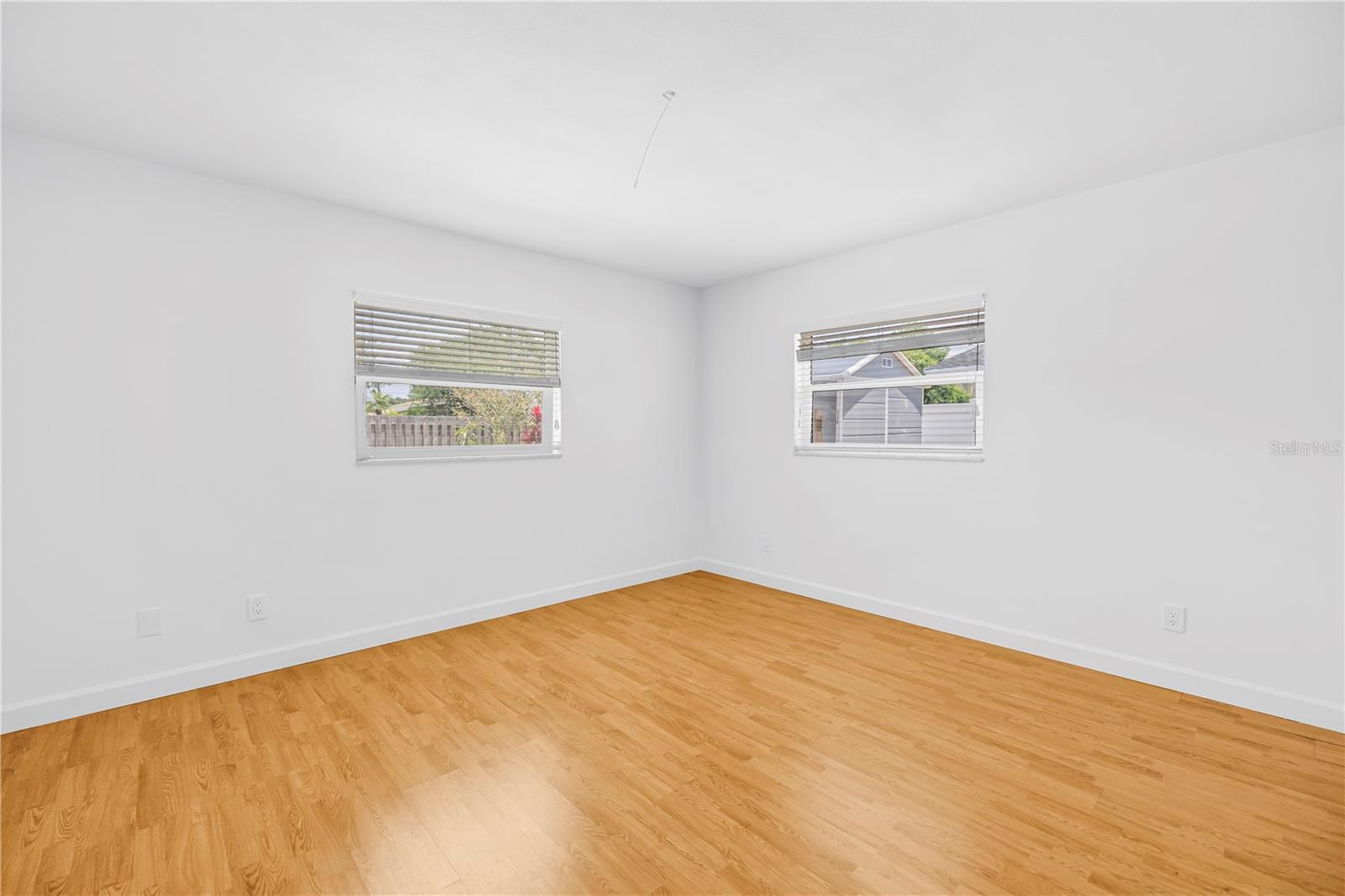 LEISURE ACRES - Residential