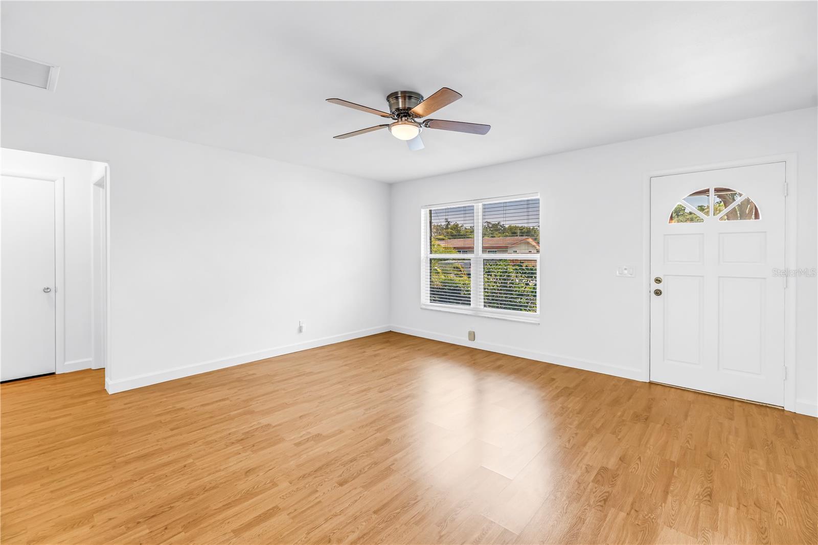 LEISURE ACRES - Residential
