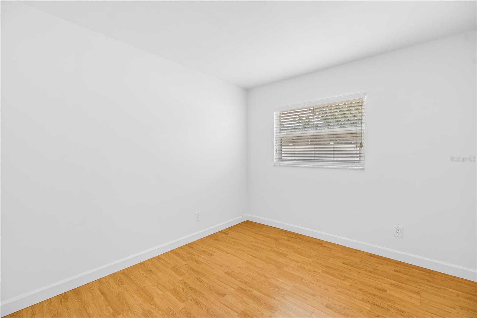 LEISURE ACRES - Residential