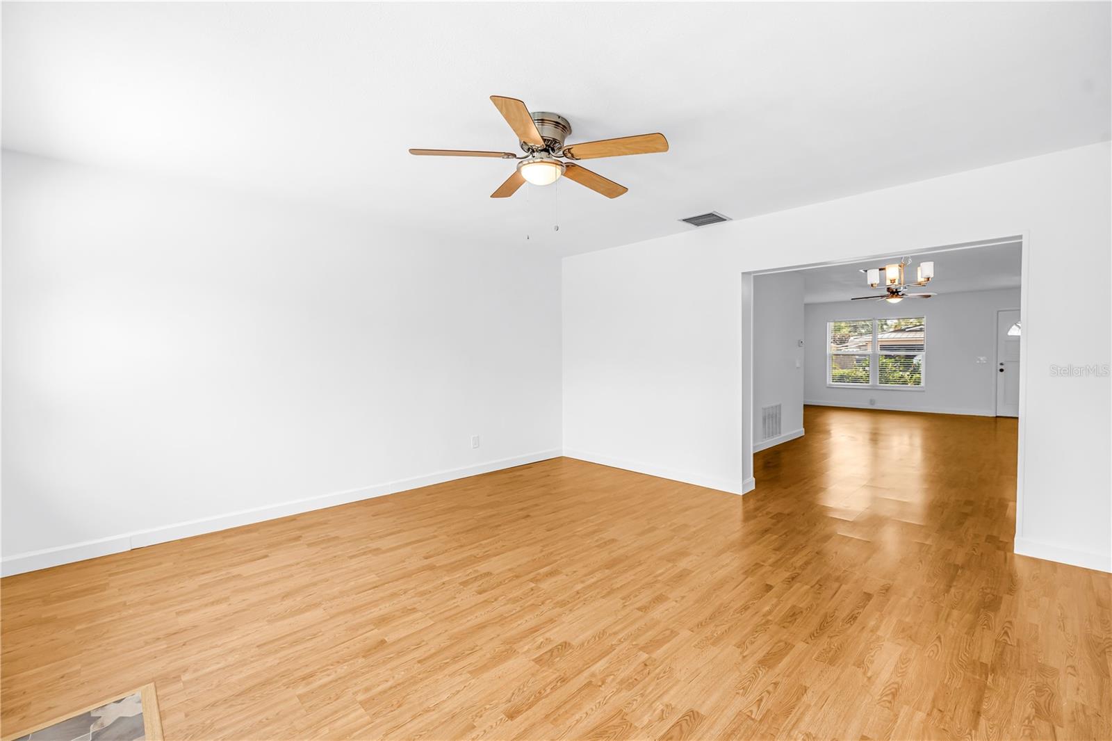 LEISURE ACRES - Residential