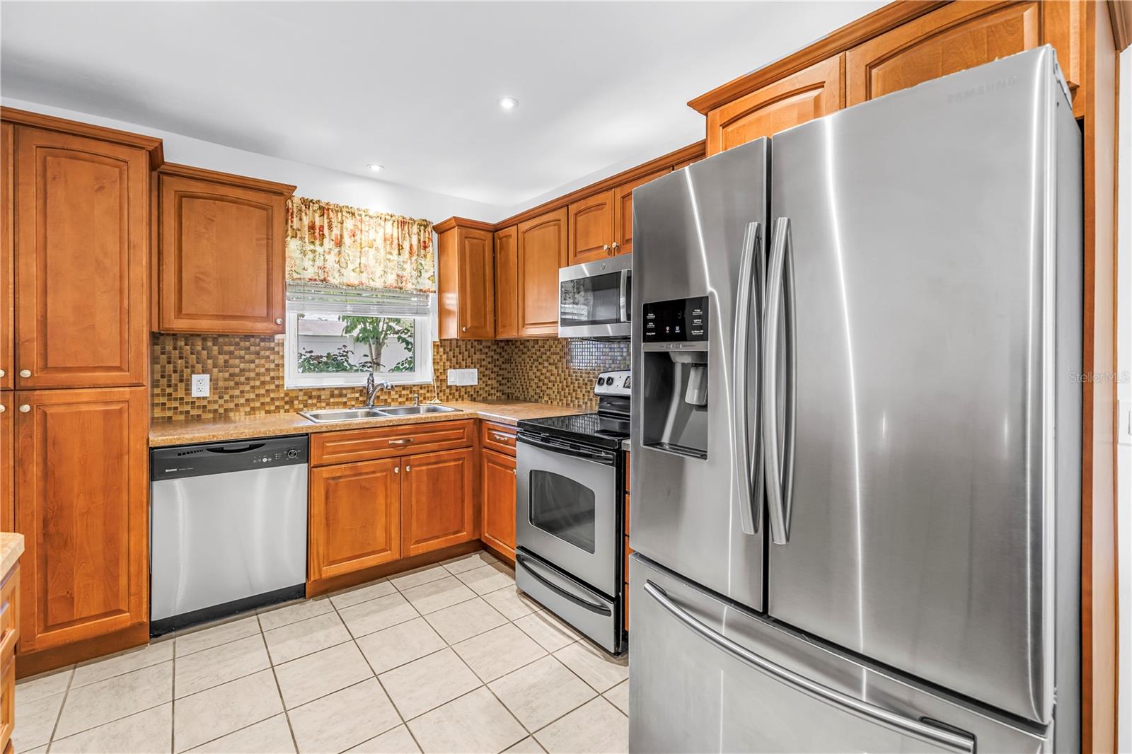 LEISURE ACRES - Residential