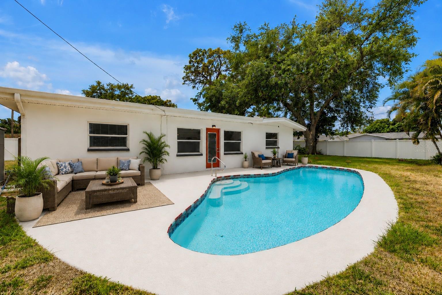 LEISURE ACRES - Residential