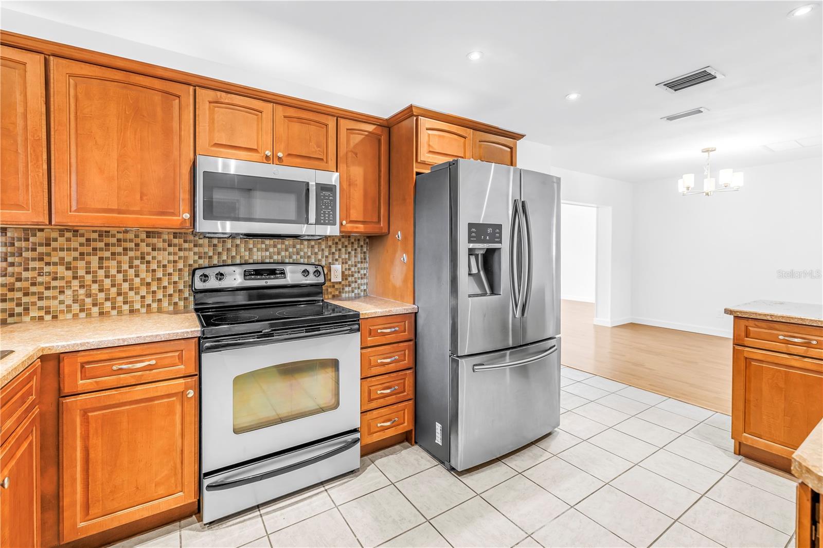 LEISURE ACRES - Residential