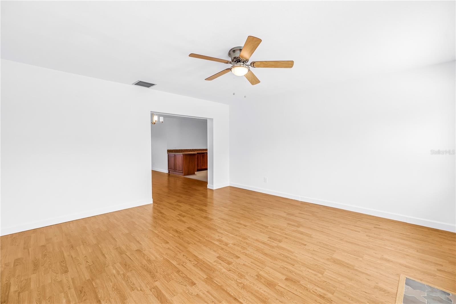 LEISURE ACRES - Residential