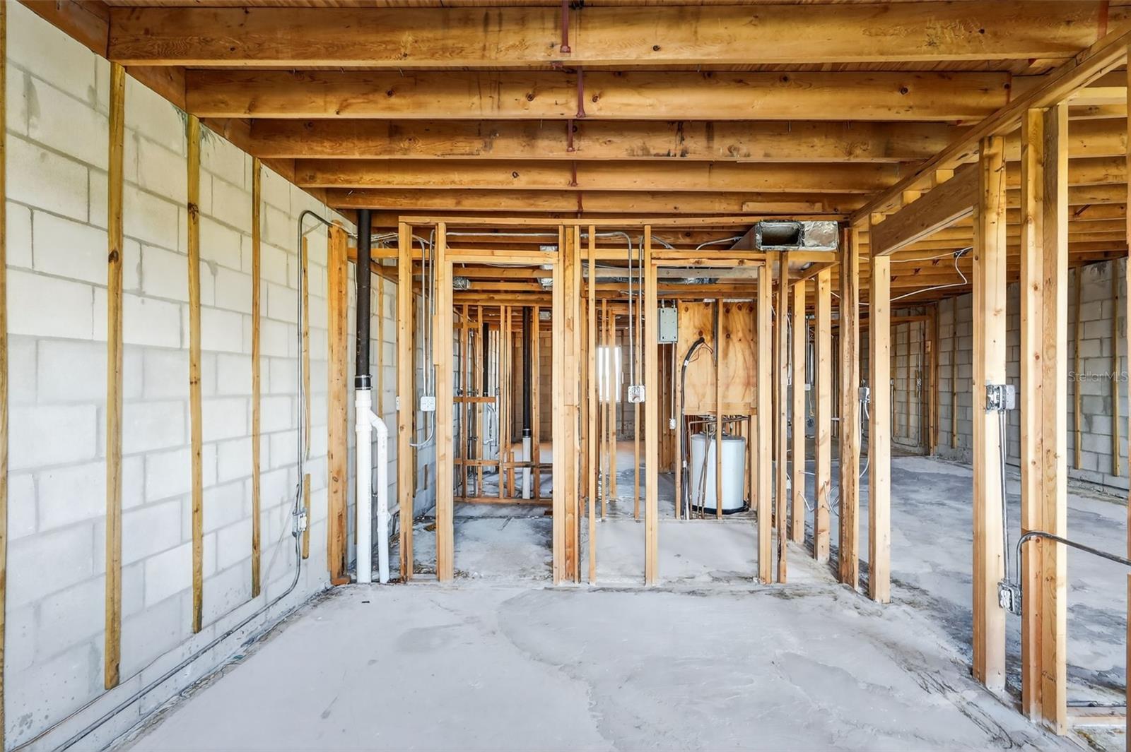 BAYSHORE ON THE LAKE APTS SEC 2 - Residential