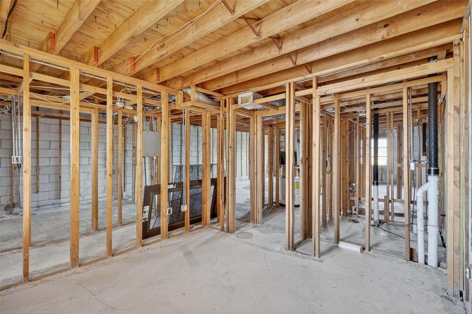 BAYSHORE ON THE LAKE APTS SEC 2 - Residential