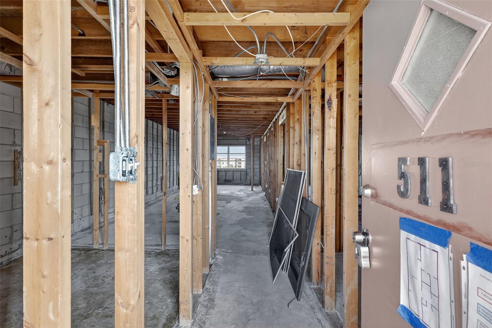 BAYSHORE ON THE LAKE APTS SEC 2 - Residential