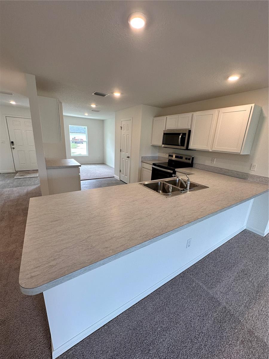 7 RIVERVIEW PLACE