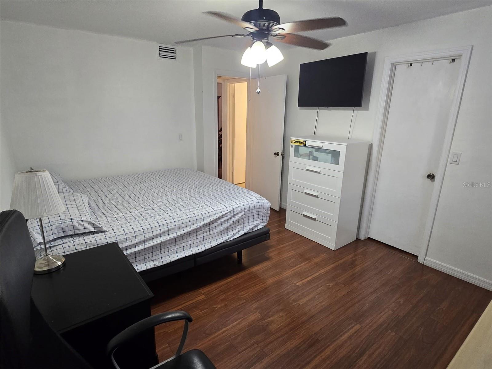THE LANDINGS OF TAMPA A CONDOM - Residential