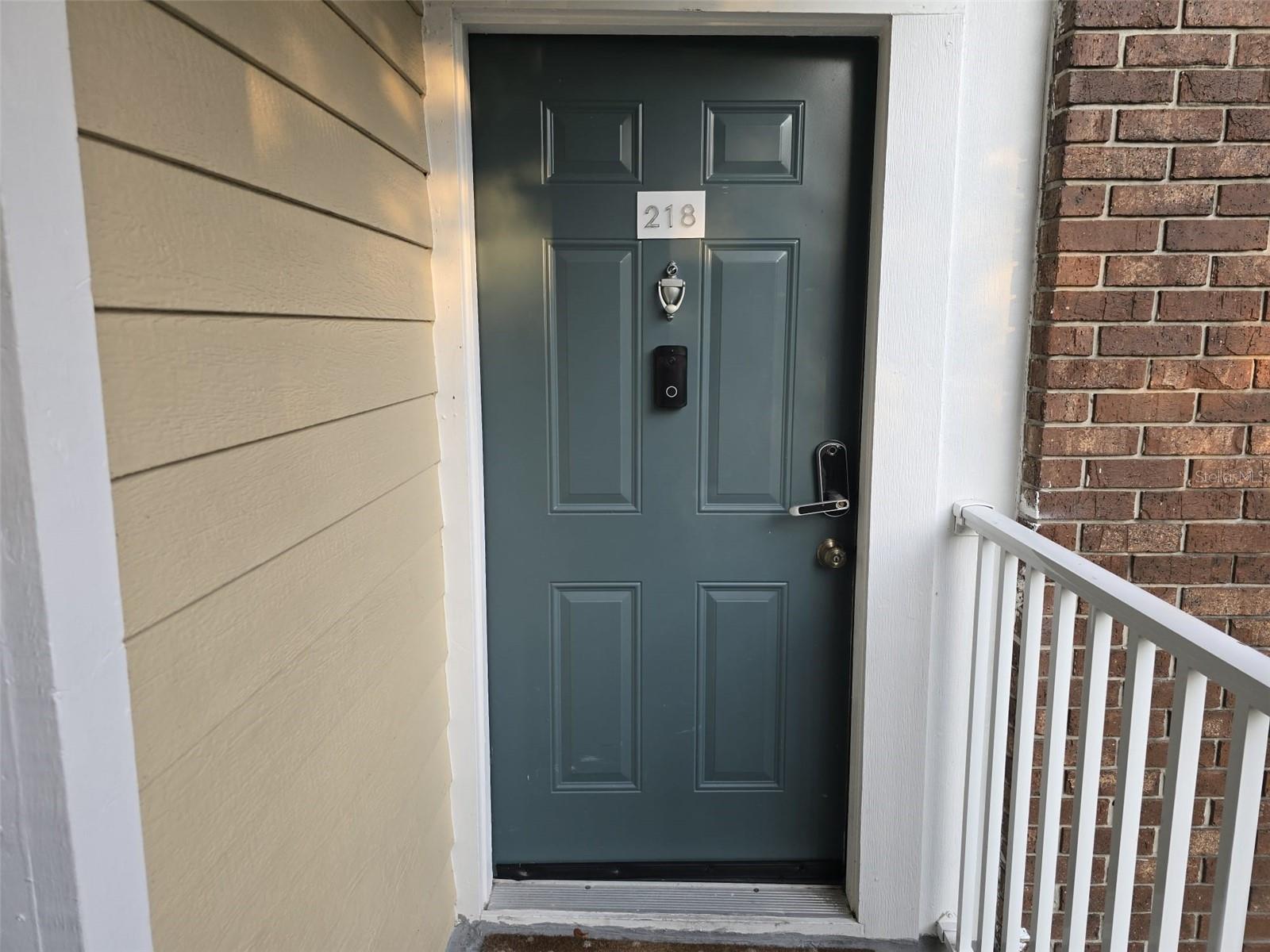 THE LANDINGS OF TAMPA A CONDOM - Residential