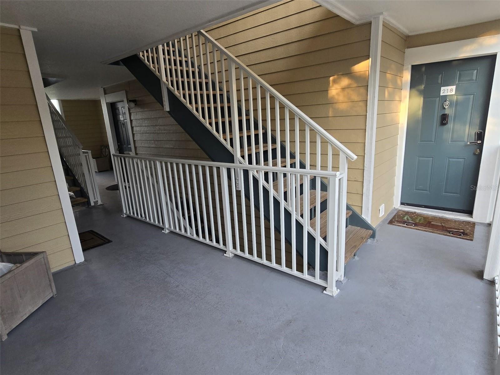 THE LANDINGS OF TAMPA A CONDOM - Residential