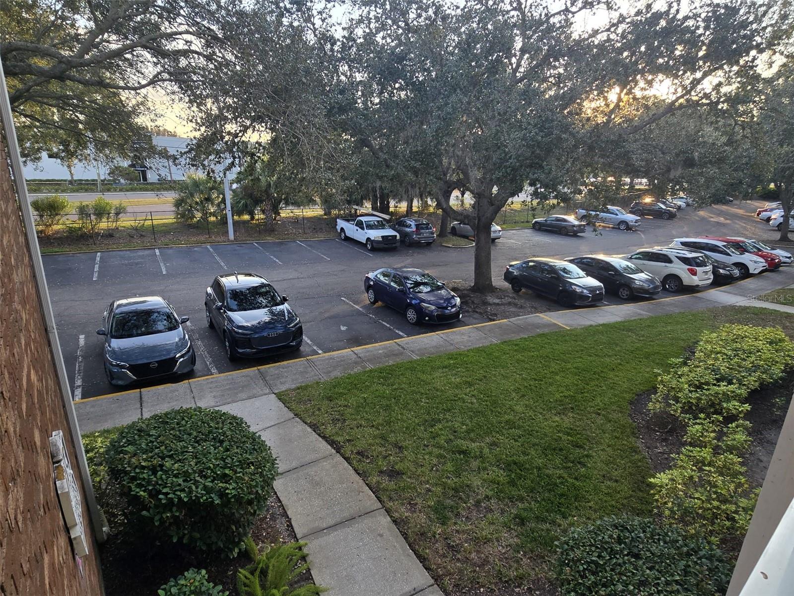 THE LANDINGS OF TAMPA A CONDOM - Residential