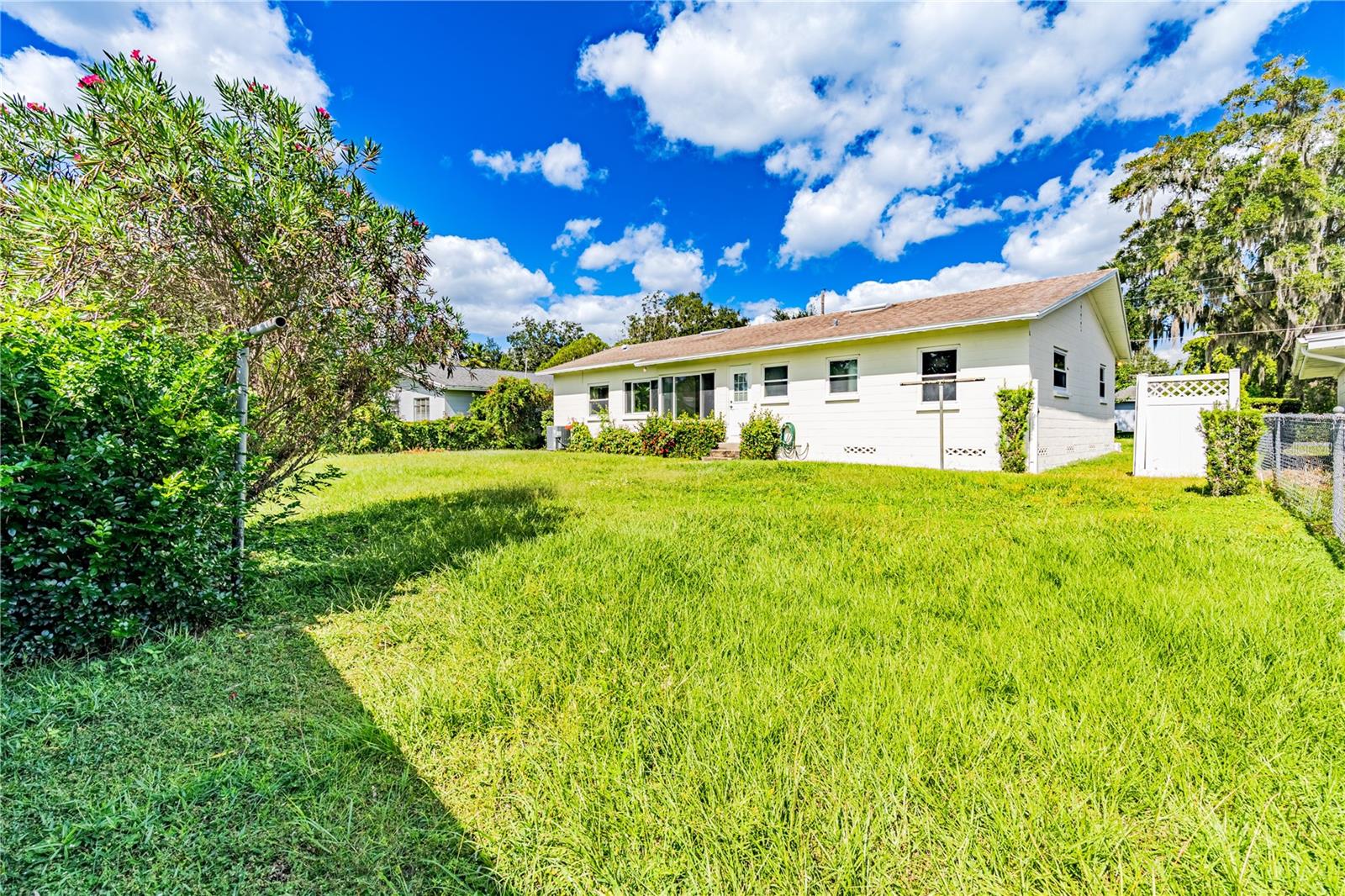 SHORES LAKE KILLARNEY SEC 02 - Residential