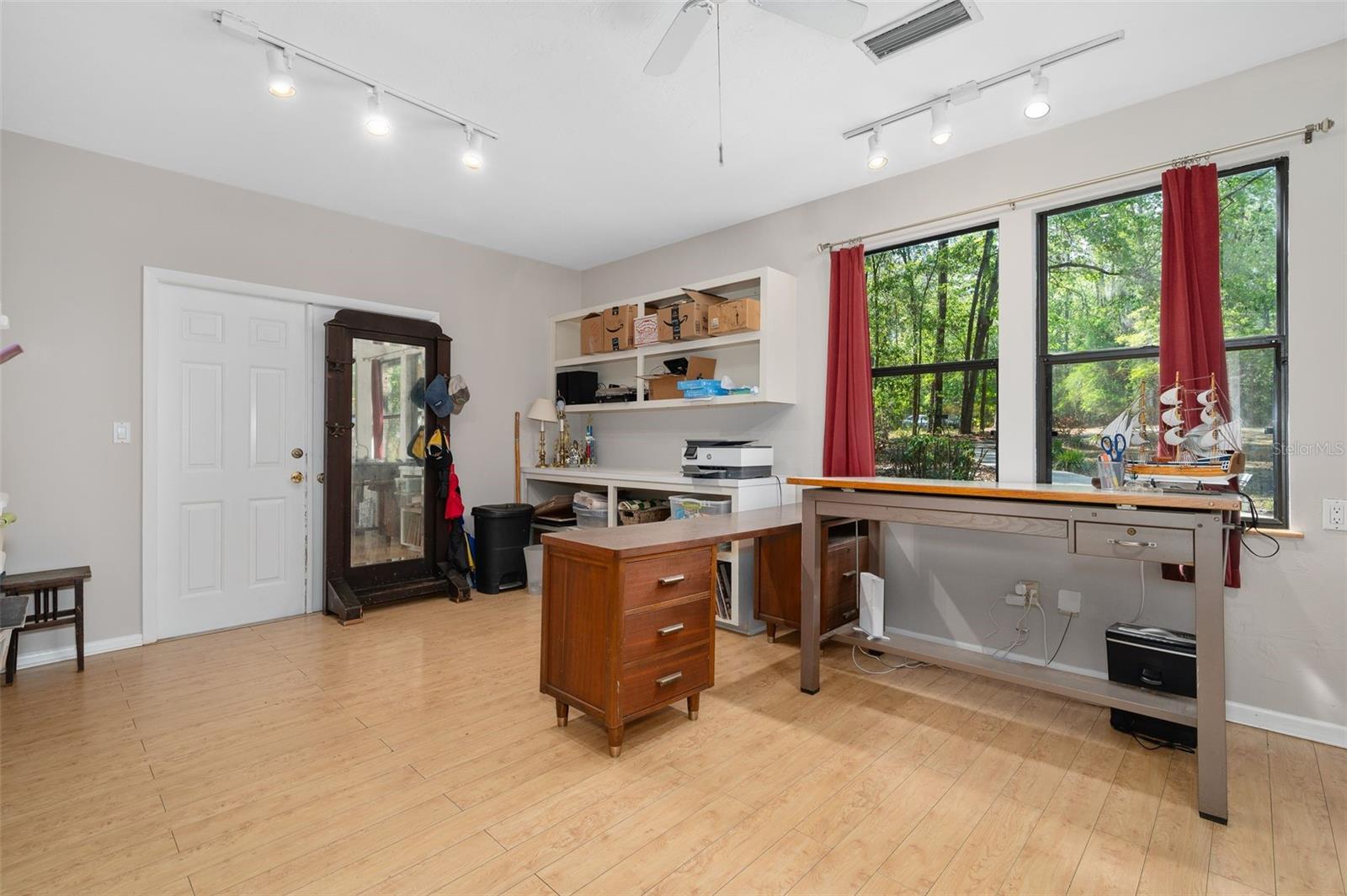 FORT CLARK FOREST - Residential