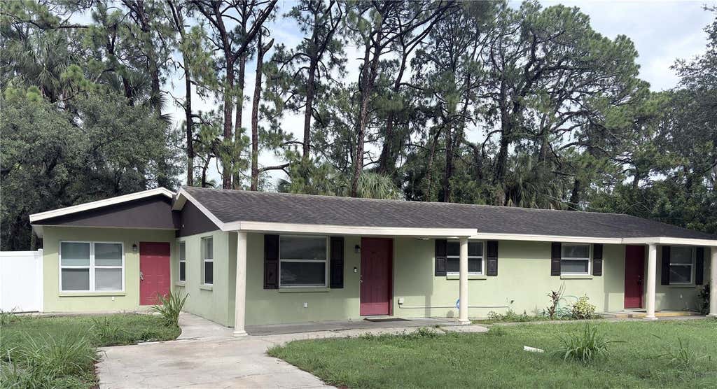 Photo of 5617 6th Street Court E #A &amp; B, Bradenton, FL 34203 (MLS # A4702673)