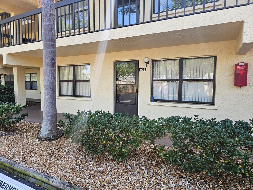 Photo of 425 30th Avenue W #C104, Bradenton, FL 34205 (MLS # A4648637)