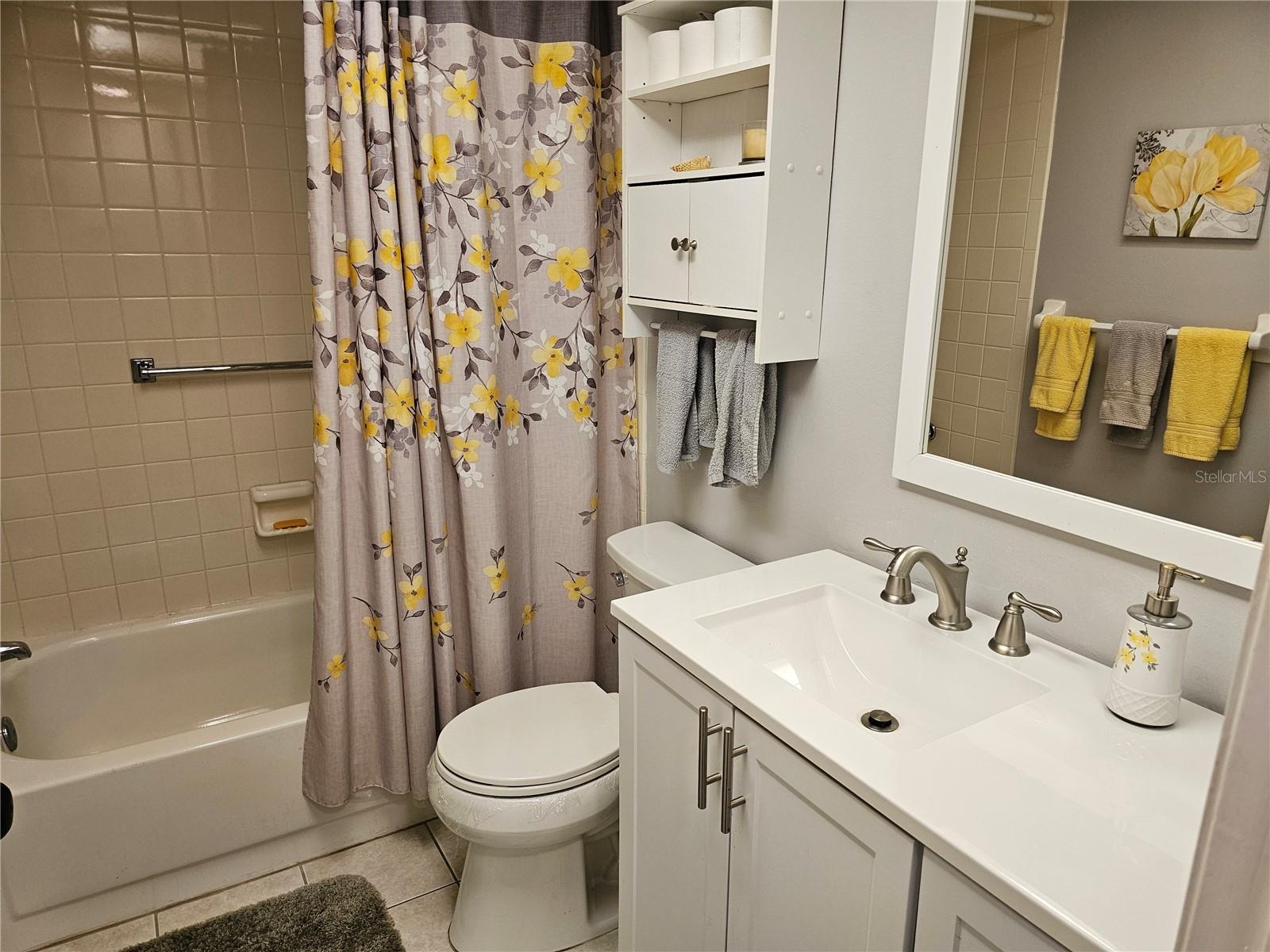 DESOTO SQUARE VILLAS - Residential